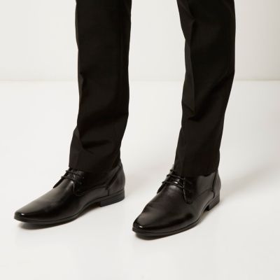 Black smart coloured heel shoes